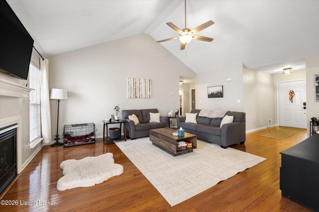 11404 Cassidy Ln, Louisville, KY 40229