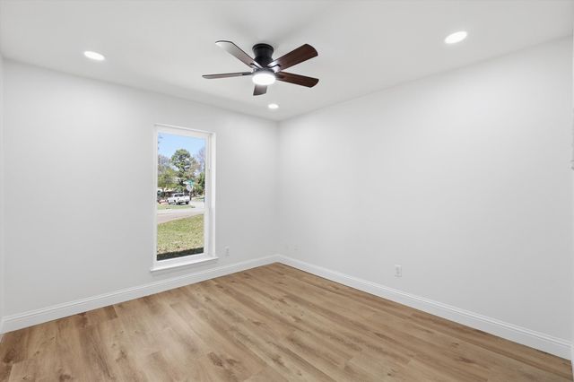 2211 Sierra Drive, Grapevine, TX 76051