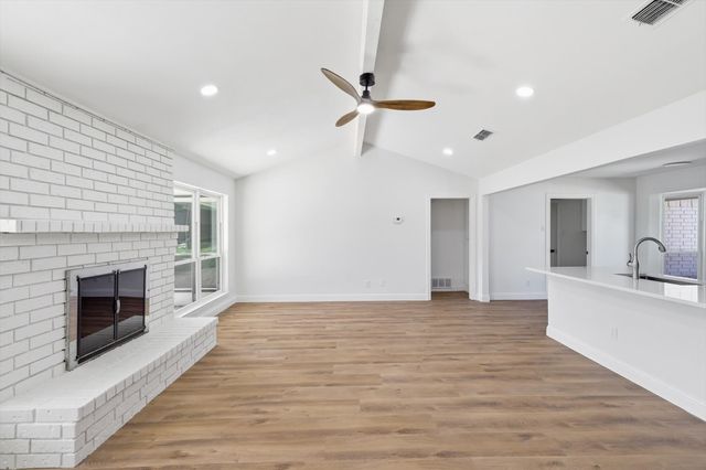 2211 Sierra Drive, Grapevine, TX 76051