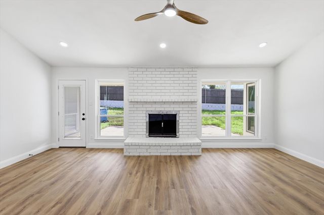 2211 Sierra Drive, Grapevine, TX 76051