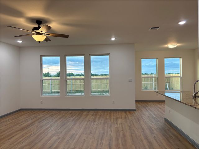 1009 Springview Lane, Mabank, TX 75147