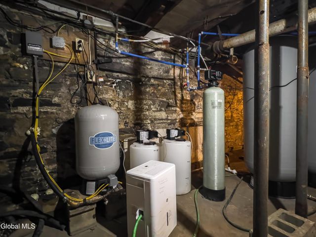 70 Orchard Hill Road, New Scotland, NY 12159