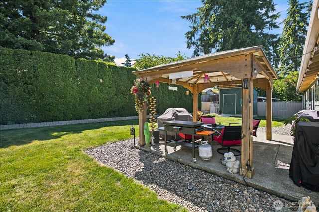 28504 23rd Avenue S, Federal Way, WA 98003