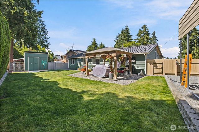 28504 23rd Avenue S, Federal Way, WA 98003