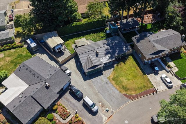 28504 23rd Avenue S, Federal Way, WA 98003