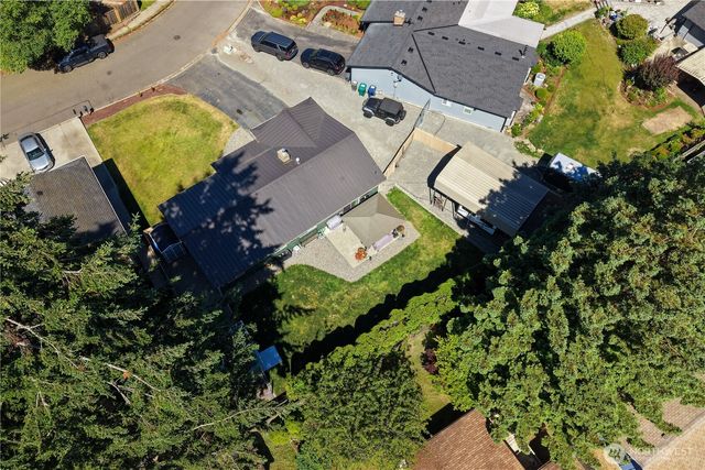 28504 23rd Avenue S, Federal Way, WA 98003
