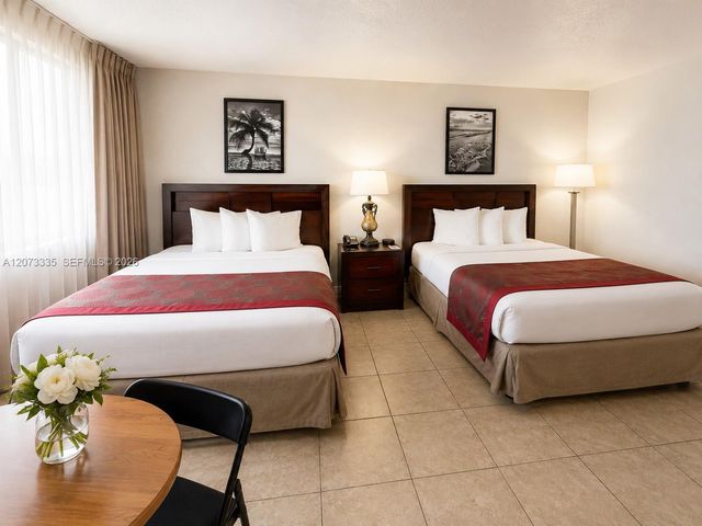 19201 Collins Avenue 828, Sunny Isles Beach, FL 33160