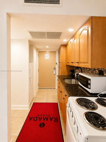 19201 Collins Avenue 828, Sunny Isles Beach, FL 33160