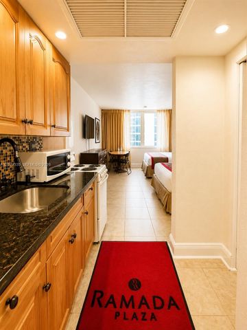 19201 Collins Avenue 828, Sunny Isles Beach, FL 33160