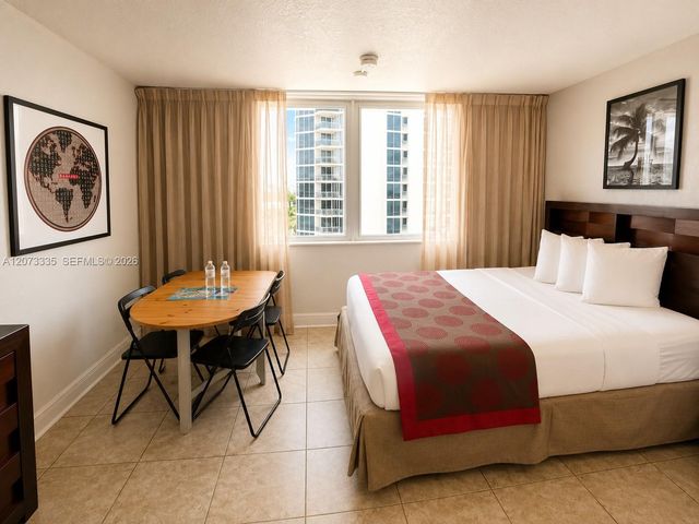 19201 Collins Avenue 828, Sunny Isles Beach, FL 33160