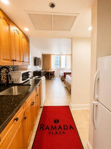 19201 Collins Avenue 828, Sunny Isles Beach, FL 33160
