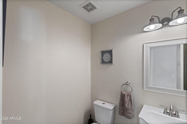 1335 E Horseshoe Avenue, Gilbert, AZ 85296