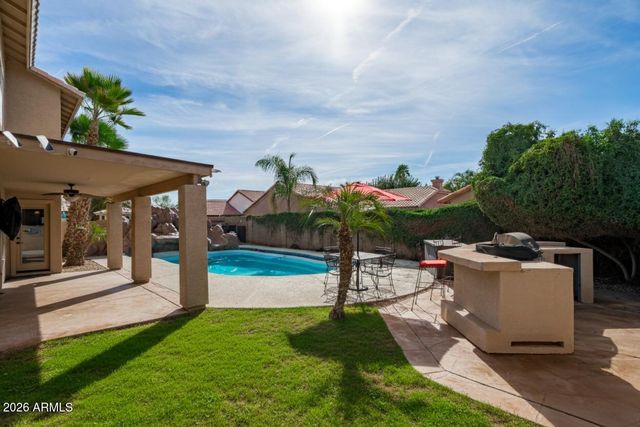 1335 E Horseshoe Avenue, Gilbert, AZ 85296