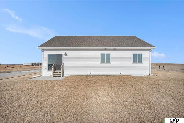 6915 Port Royal Drive, Papillion, NE 68046
