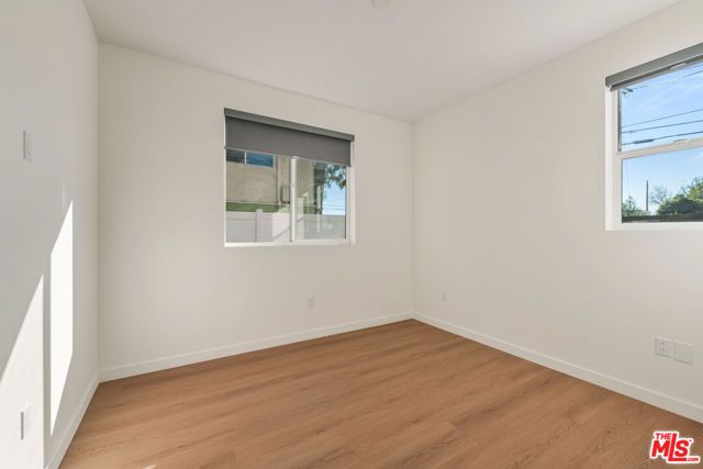 8730 Etiwanda Avenue, Northridge (los Angeles), CA 91325