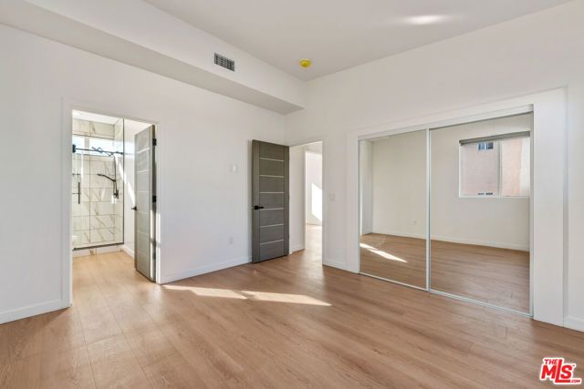 8730 Etiwanda Avenue, Northridge (los Angeles), CA 91325