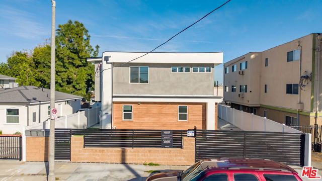 8730 Etiwanda Avenue, Northridge (los Angeles), CA 91325