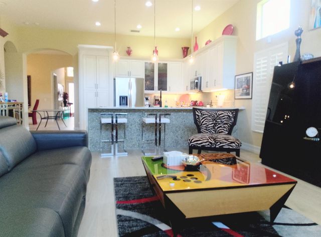 10680 Richfield Way, Boynton Beach, FL 33437