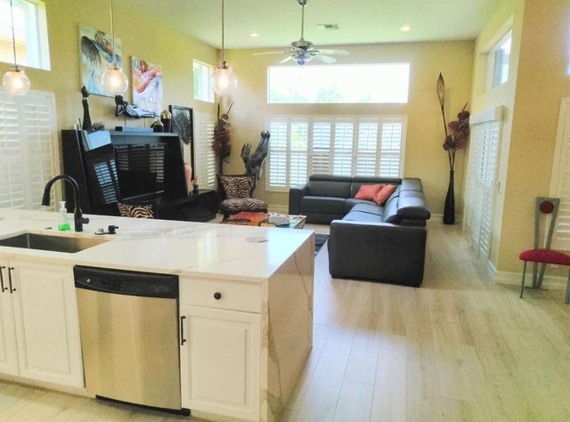 10680 Richfield Way, Boynton Beach, FL 33437