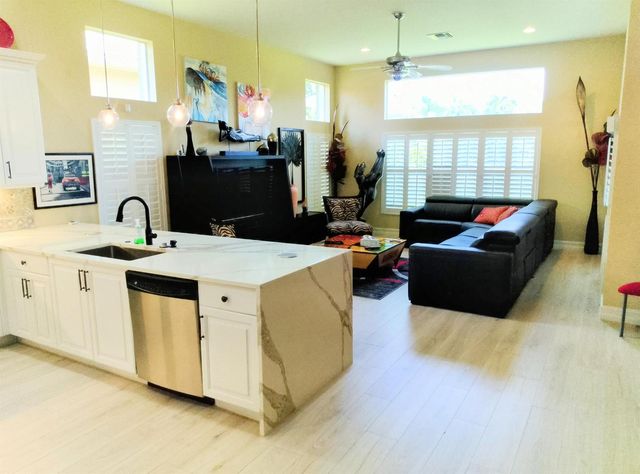 10680 Richfield Way, Boynton Beach, FL 33437