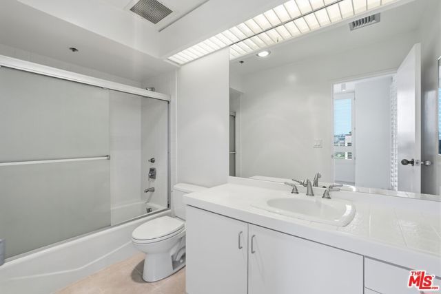 10430 Wilshire Boulevard 1701, Los Angeles, CA 90024