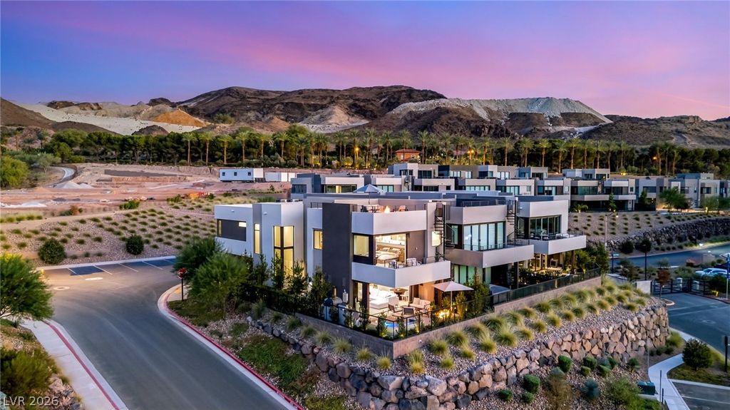 18 Heron Harbour Drive, Henderson, NV 89011 — exterior