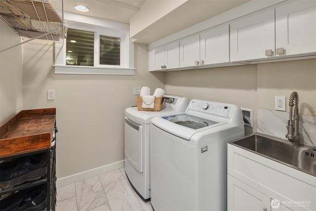 525 Mount Everest Lane SW, Issaquah, WA 98027
