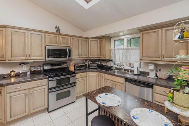 1 Rock Road, Wappingers Falls, NY 12590