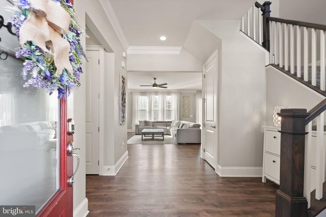 40779 YARROW GROVE PL, Aldie, VA 20105