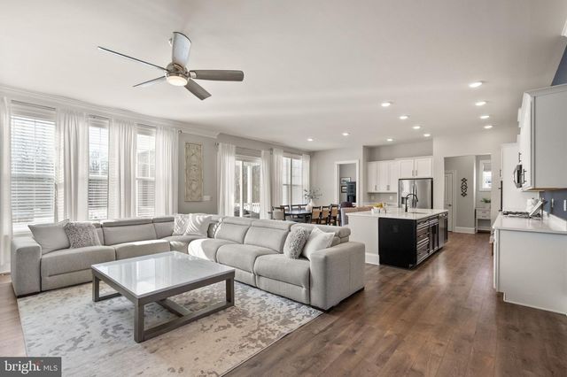 40779 YARROW GROVE PL, Aldie, VA 20105