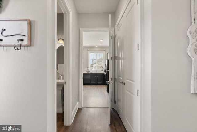 40779 YARROW GROVE PL, Aldie, VA 20105