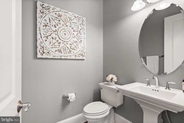 40779 YARROW GROVE PL, Aldie, VA 20105