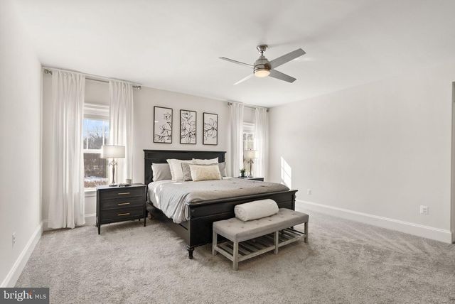 40779 YARROW GROVE PL, Aldie, VA 20105