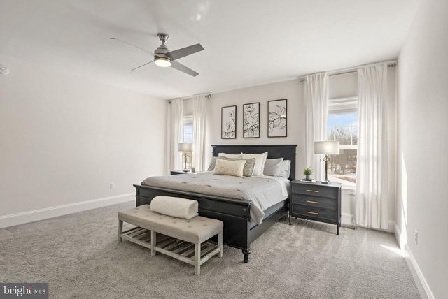 40779 YARROW GROVE PL, Aldie, VA 20105