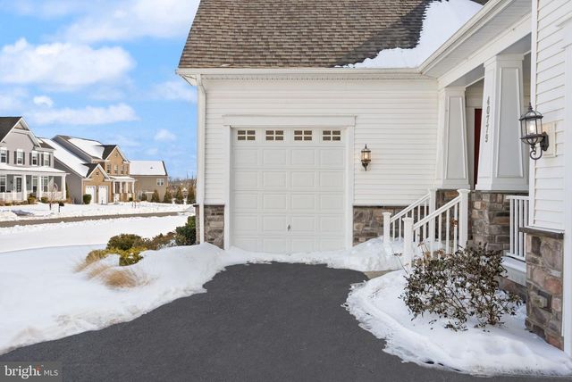 40779 YARROW GROVE PL, Aldie, VA 20105