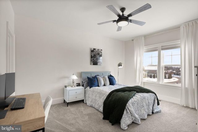 40779 YARROW GROVE PL, Aldie, VA 20105