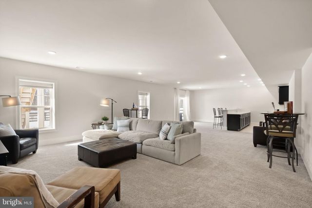 40779 YARROW GROVE PL, Aldie, VA 20105