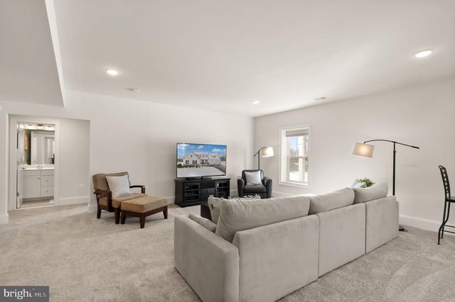 40779 YARROW GROVE PL, Aldie, VA 20105