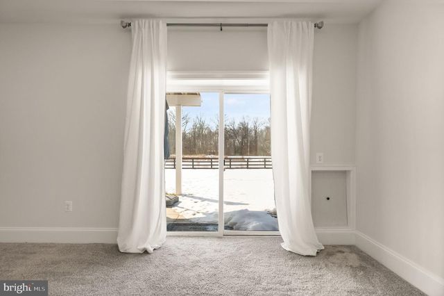 40779 YARROW GROVE PL, Aldie, VA 20105