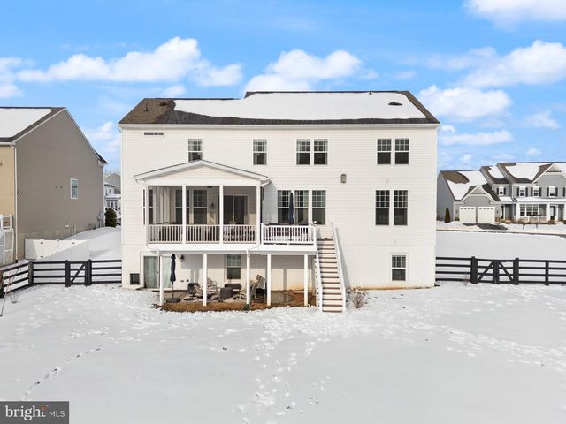 40779 YARROW GROVE PL, Aldie, VA 20105