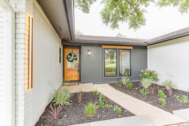 8708 GERONIMO DR, San Antonio, TX 78254