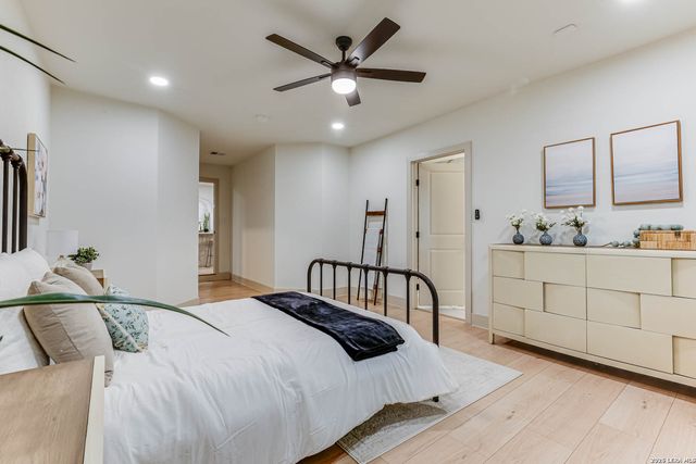 8708 GERONIMO DR, San Antonio, TX 78254