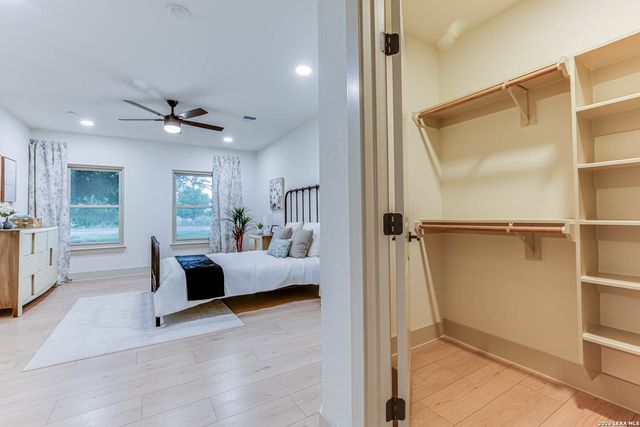 8708 GERONIMO DR, San Antonio, TX 78254