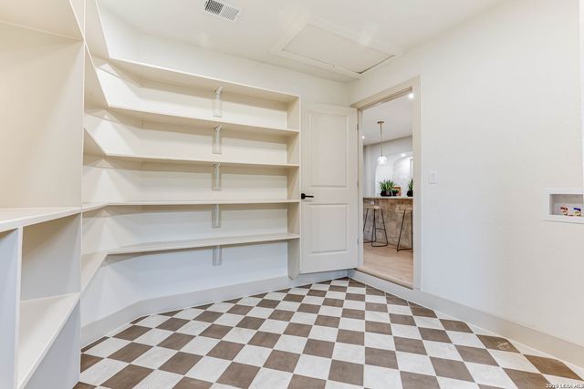 8708 GERONIMO DR, San Antonio, TX 78254