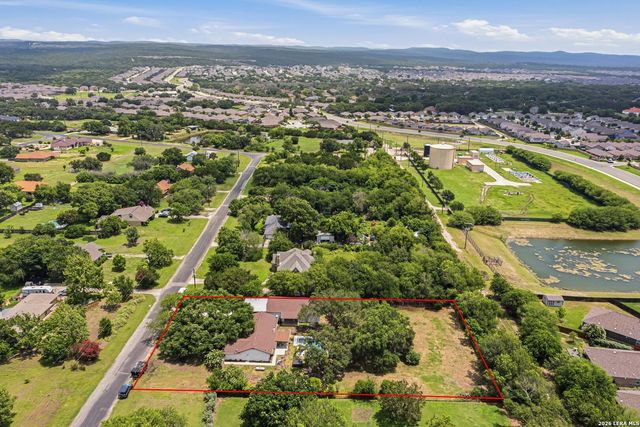 8708 GERONIMO DR, San Antonio, TX 78254