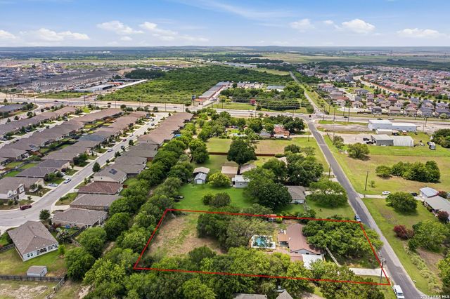 8708 GERONIMO DR, San Antonio, TX 78254