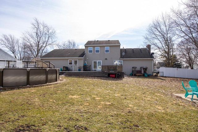 1567 OLD SCHOOL PLACE, Greenleaf, WI 54126