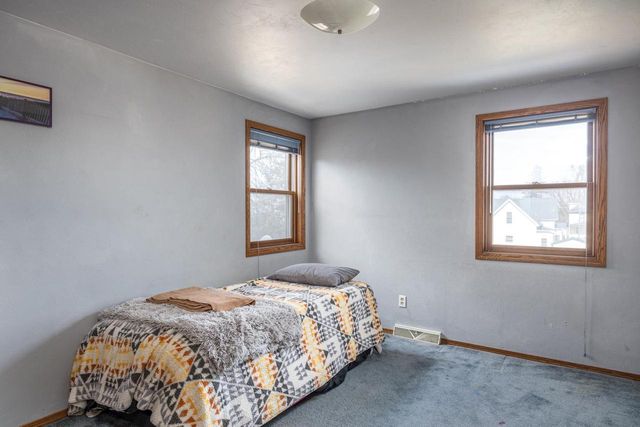 1567 OLD SCHOOL PLACE, Greenleaf, WI 54126