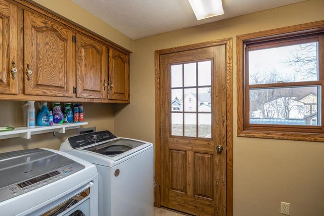 1567 OLD SCHOOL PLACE, Greenleaf, WI 54126