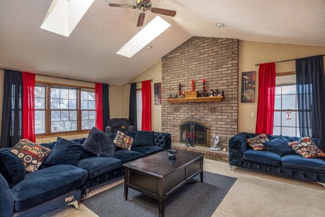 1567 OLD SCHOOL PLACE, Greenleaf, WI 54126